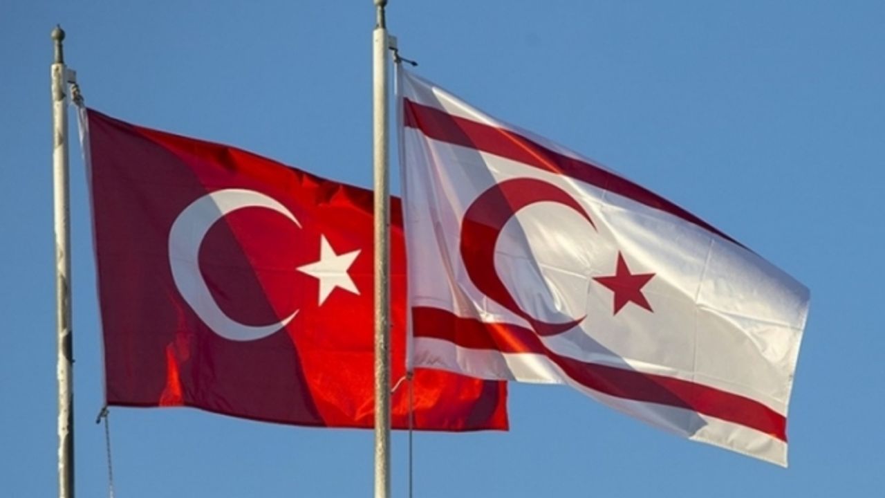 Avrupa Gazetesi köşe yazarı Vatan Öz KKTC’ye gerçekleşen aktarmalı uçuşları kaleme aldı