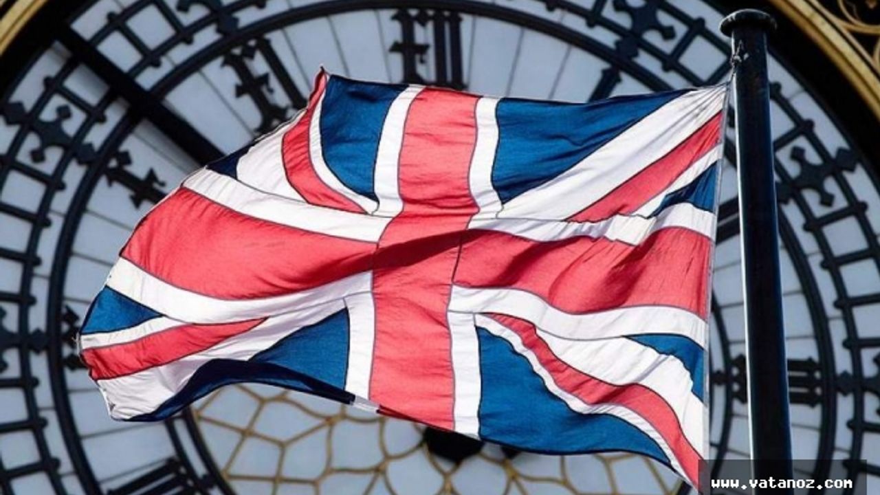 İngiltere'de lockdown, tecrit kararının Noel'e kadar sürüp sürmeyeceği konuşuluyor